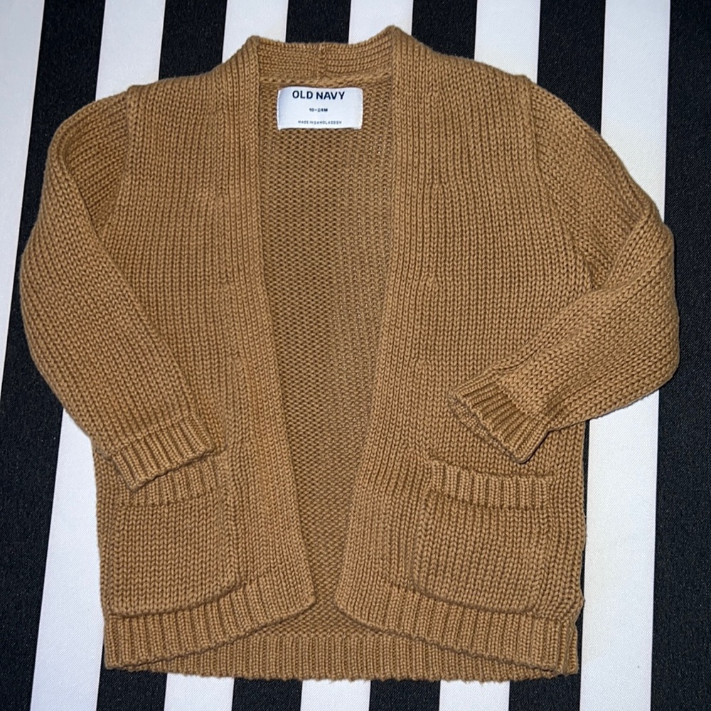 Old navy cardigan